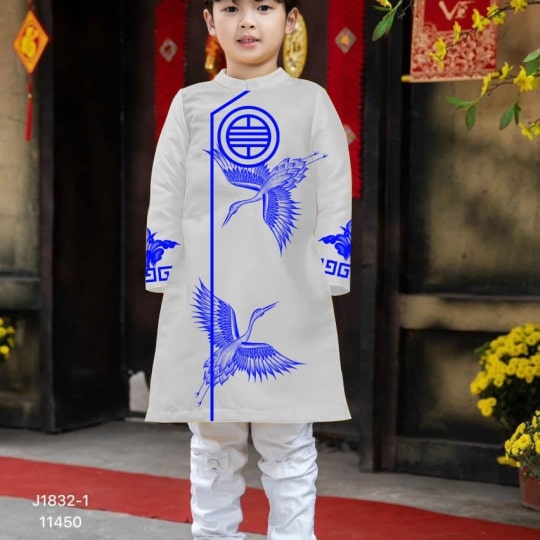 Áo Dài Trắng Hạt Vàng